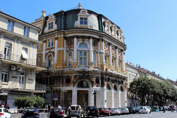 4.Centrální budova italské komunity v Rijece z pohledu ulice Ivana Zajca